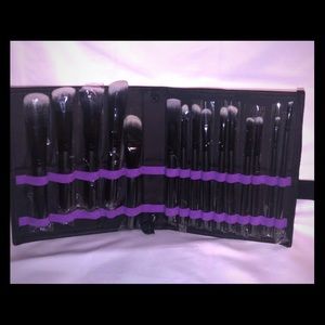 15 piece makeup brush set with hard case